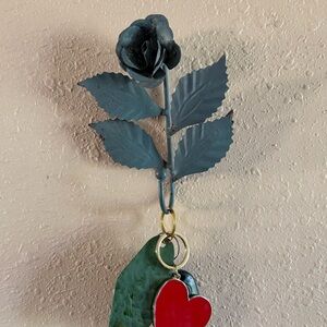 Shabby Chic Antiqued Metal Rose Wall Hook, Pewter
